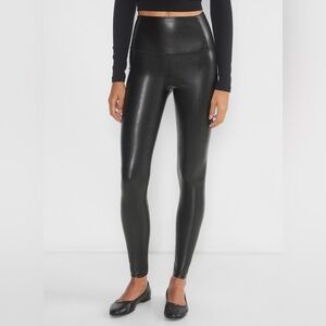 Wilfred Free Vegan Leather Daria Pant/Leggings